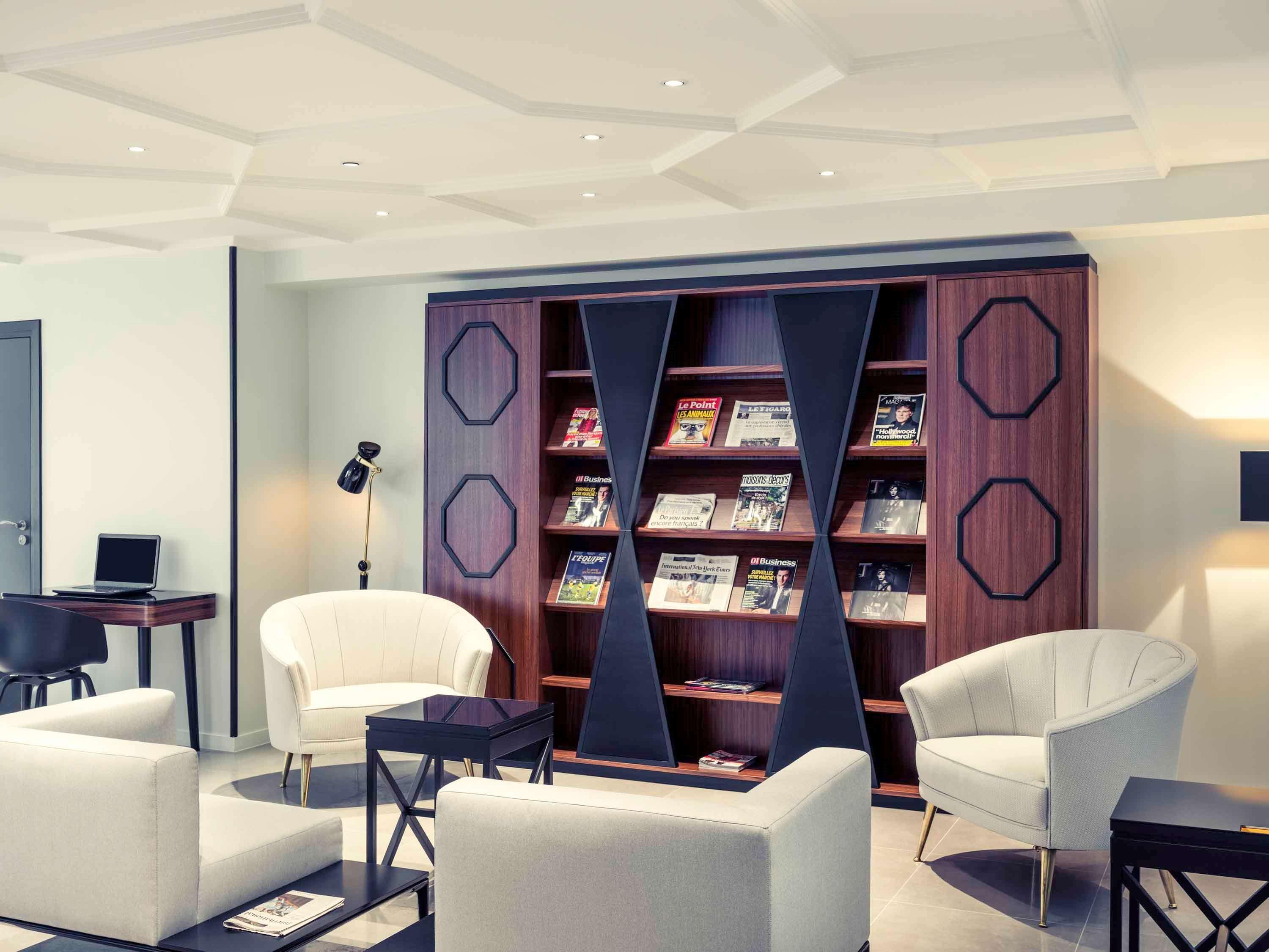 Mercure Paris Arc De Triomphe Wagram Exterior foto