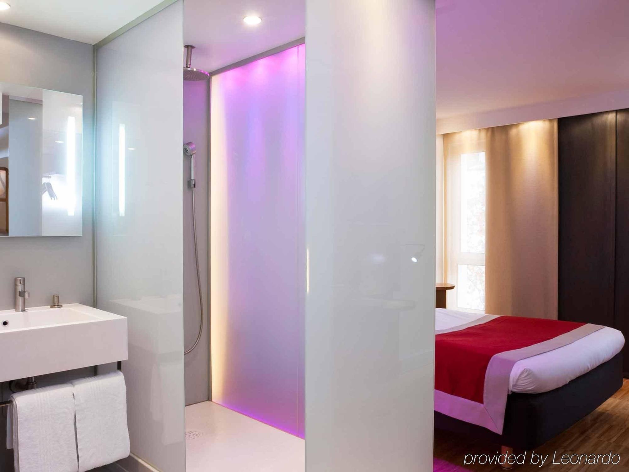 Mercure Paris Arc De Triomphe Wagram Exterior foto