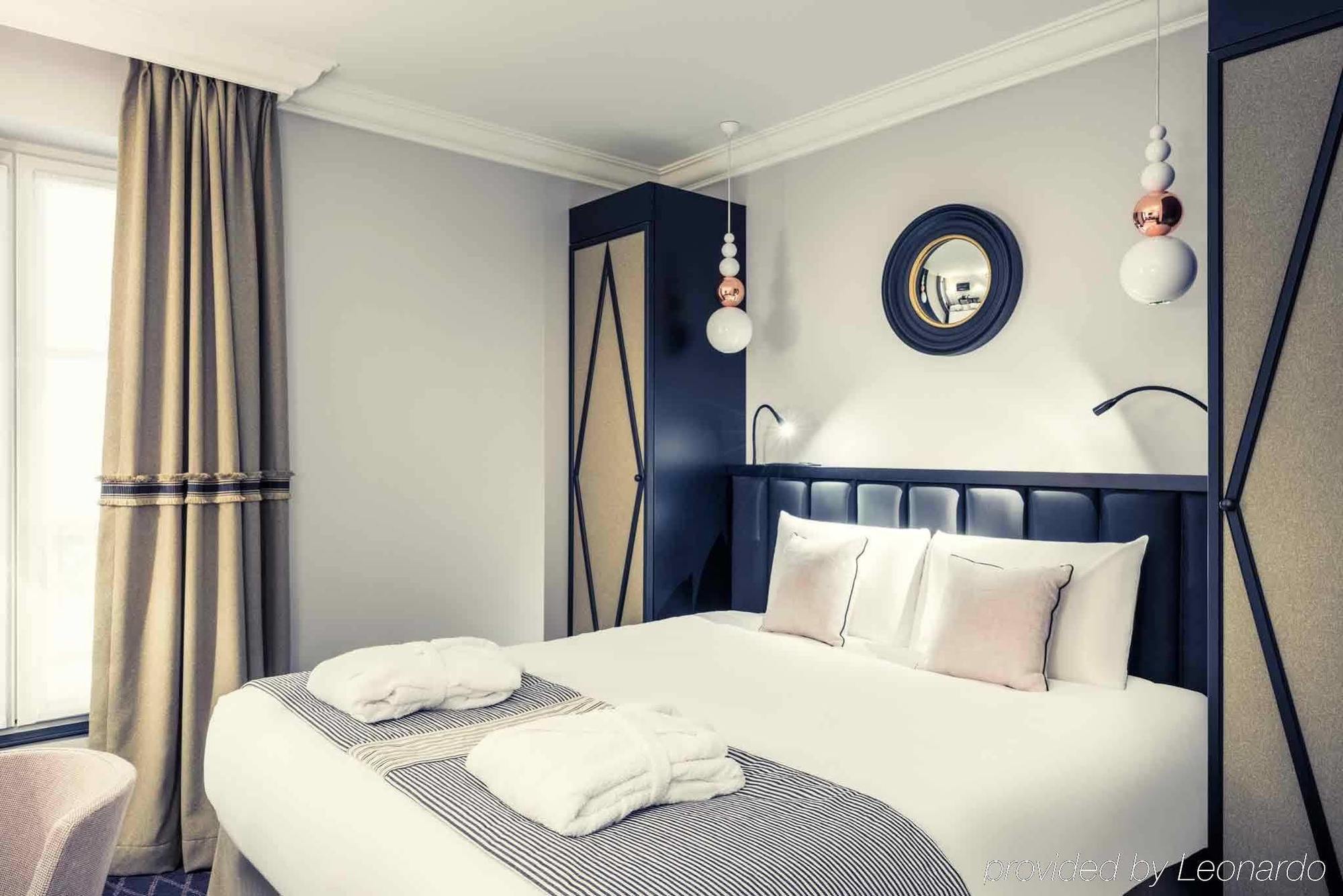 Mercure Paris Arc De Triomphe Wagram Exterior foto