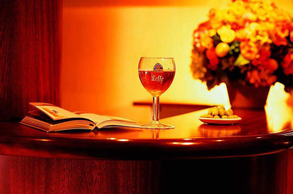 Mercure Paris Arc De Triomphe Wagram Interior foto